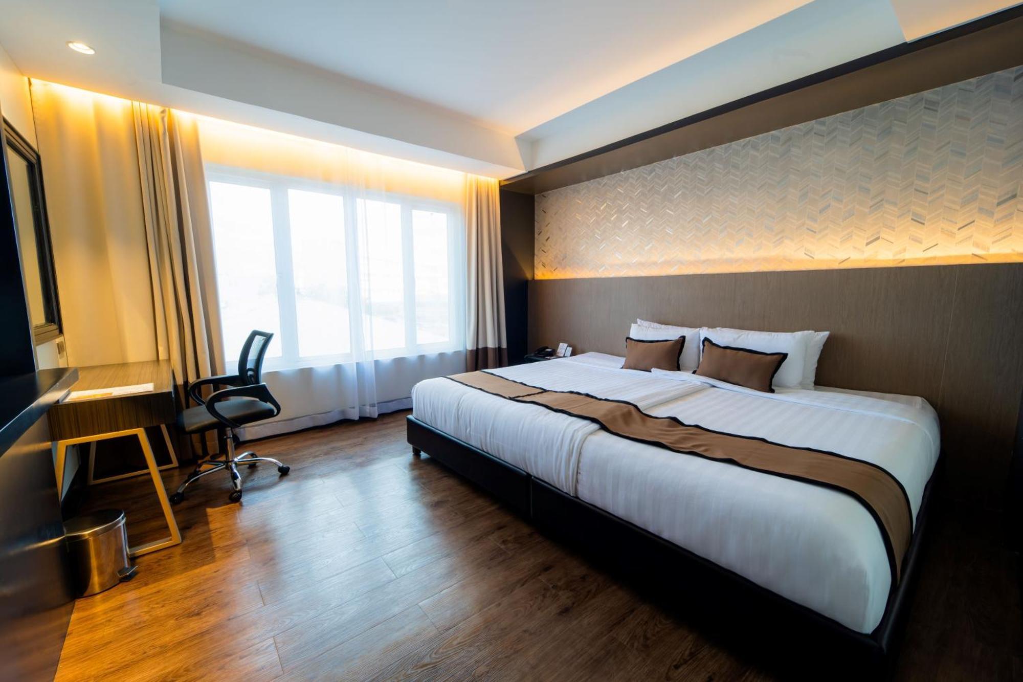 Metrocentre Hotel Tagbilaran Zewnętrze zdjęcie